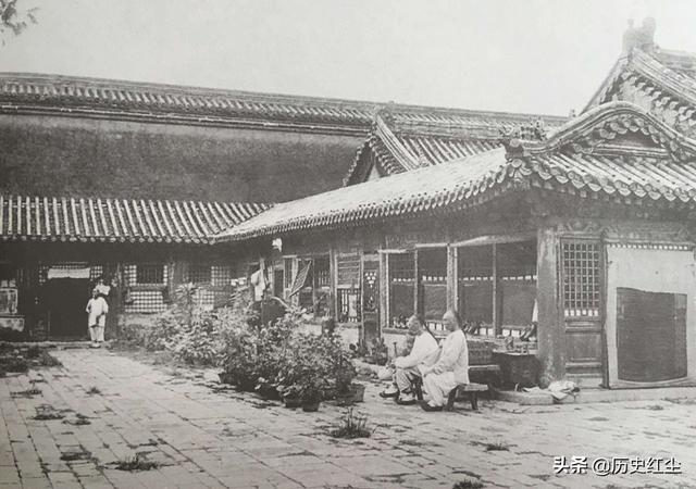 女太监是割哪里的_女太监割的什么